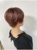 ピンクベージュ