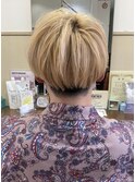 レイヤーマッシュ ブロンド ブリーチカラー
