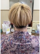 コアフィールフィス(COIFFURE fils) レイヤーマッシュ ブロンド ブリーチカラー