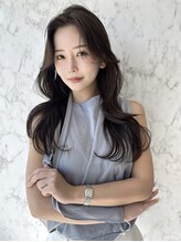 ウィクシー(wixy) 透明感女子