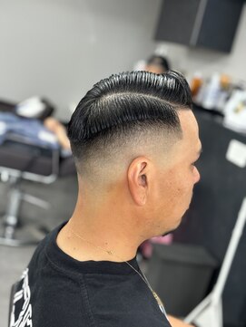 ヘアーラボ 樟葉(Hair Labo) サイドパート スキンフェード 枚方 南楠葉