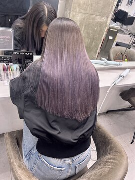 キング 梅田(K!ng) 縮毛矯正髪質改善ハイライトレイヤーカット梅田美容室エクステ