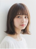 イメチェン 外ハネボブ 美髪 ワイドバング ホワイトブロンド