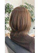 クム 横浜(qumu)&nbsp;外ハネ × ミルクティーベージュ【神永】