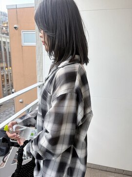 ミント(mint) スモーキーブラック☆オシャレな黒！イロもち◎