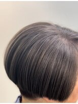 エレノア 自由が丘店(Eleanor)&nbsp;自由が丘/白髪ぼかし/トリートメント/イルミナカラー