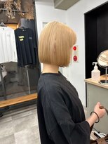 ギークス(GEEKS) 【GEEKS渋谷】ハイトーン/初ブリーチ/切りっぱなしボブ/似合わせ