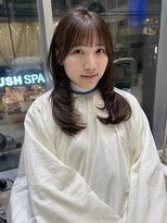 オブ ヘアー 自由が丘 ウエスト(Of HAIR WEST)&nbsp;韓国レイヤー　ミディアムレイヤー　オリーブベージュ