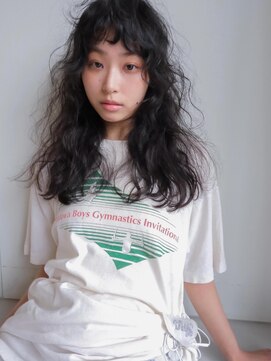 ローレン(LOREN) ゆるく、しっかり、スタイリングが簡単なパーマ