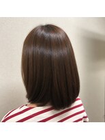 ウイバイファースト(u'i by first) ツヤ感たっぷりのナチュラルブラウン