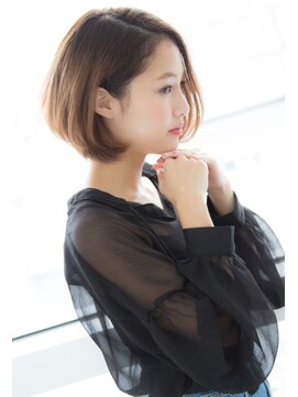 レジナヴィータ 栄(Reginavita) 【Reginavita早川】小顔ショートボブ