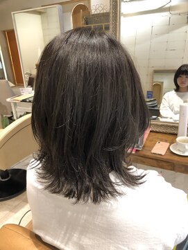 サロン ド ソーホー 蕨(Salon de SOHO) 外ハネミディアムレイヤー♪