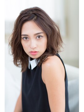 ルミナ オーガニックヘアー(LU3NA organic hair) クールだけど色っぽい、誰もが気になる印象に