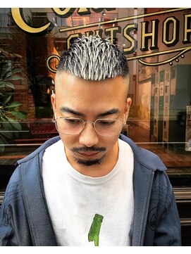 フォーコーナーズ(Four Corners) High Crop 【skin fade】