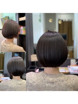 バンズヘアーファミリー(Ban.s Hair Family) 前下がりボブ