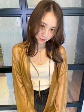 メルシー(merci.) 顔まわりレイヤー×オリーブベージュ