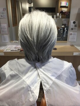 エスバイラッシュ(es by rush) ミセスかっこいいショート