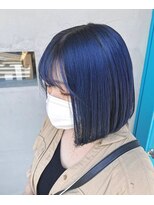 フロップニク(FLOPNIK) 青髪ボブ