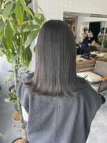 ティティ(TiTi)&nbsp;ブリーチなし！スモーキーアッシュグレージュ[TiTi_栗林れい]