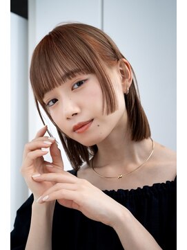レノラ 本町(LENORA) 20代30代大人かわいいナチュラル暗髪エアーストレートヘア