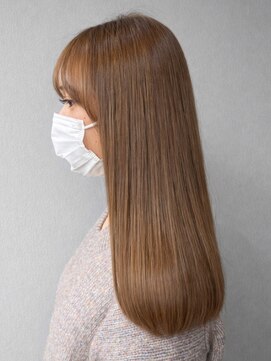 コタ 水戸(COHTA) ブリーチで作る透明感ヘーゼルナッツカラー