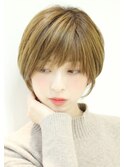 大人可愛い耳かけショート