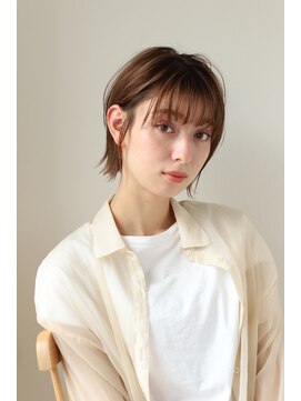 エクリ 麻布十番(equri) 軽やかショートボブ/30代40代50代