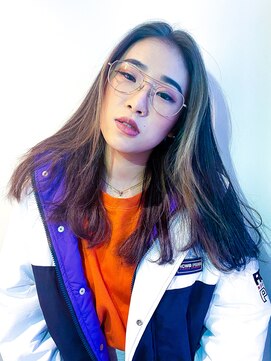 テイ(tei) フェイスフレーミング/インナーカラー/大人ロング