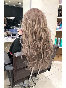 リア 大阪梅田(Ria) ～ミルクティーべージュ　シールエクステ～【Ria 大阪 梅田】