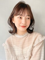 小顔似合わせカットウェーブミディアムメルティカラーa