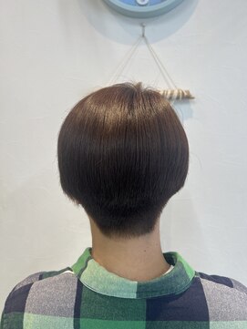 髪仕度コア(CORE) 刈り上げショートヘア