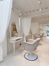 こだわりの半個室マンツーマン◎大人女性のための美髪ケアできる上質サロン