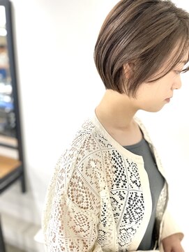 ロスコ(ROTHKO) 【大人ショートボブ】