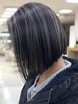 シャルムバイケンジ(Charm.by KENJE)&nbsp;レイヤーカット細めハイライト白髪ぼかし海外レイヤー東京銀座