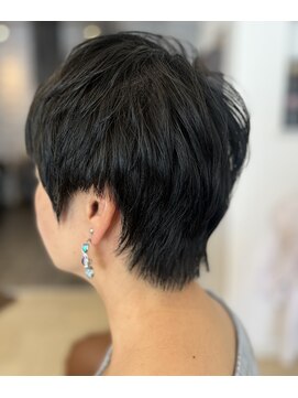 クティエ(Cuthie) ショート/小牧/ミセス