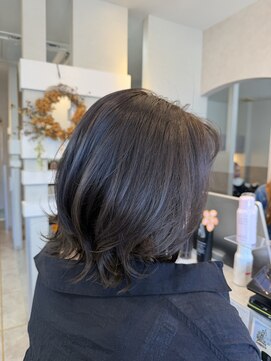 ヘアーガーデン アストレア(HAIR GARDEN ASTRAEA) 艶髪カラー 赤み消し