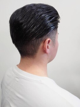 伊達な男の理髪店 【ツーブロックサイドバック】