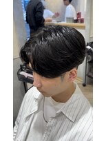 レイズ 名古屋(RAYS) ニュアンスカルマパーマ刈り上げセンターパート