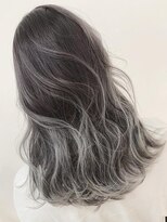 ☆grow 渋谷☆グレージュ×ホワイトグラデーション