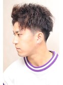 メンズツーブロックアップバングハードツイストスパイラルパーマ