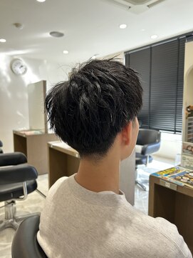 ヘアメイクアバンセ(HAIR MAKE AVANCE) スパイキーショートショート