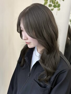 ソーンズ ヨイク(thorns YOIKU) オリーブ強めベージュ