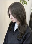 オリーブ強めベージュ