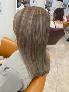 カルマ(KARMA) アッシュベージュグラデーション！！