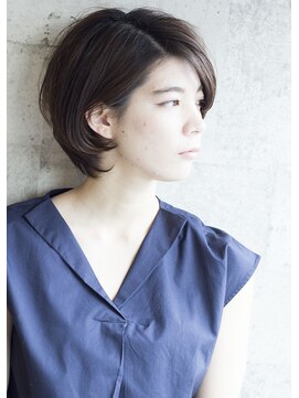 ロミー 本厚木(ROMMY.) まとまる耳掛けショートボブ / ロミー本厚木