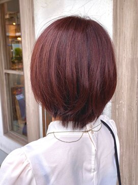 ロロネー 豊中(Lolonois) 大人かわいい丸みショートボブ