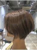 前下がりショートボブ