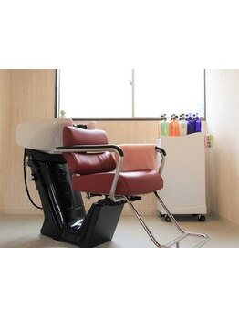 ヘッドスパでほっと一息…忙しい毎日に自分へのご褒美でリラクゼーションタイムをお過ごしください♪