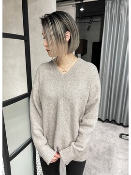 アコ(Aco) ★２ブロックBobに映えるバレイヤージュ★