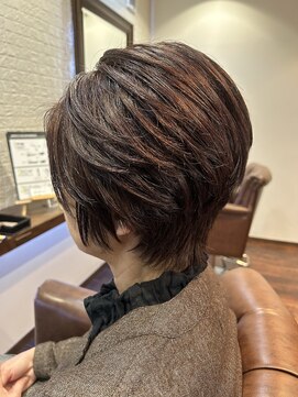 ヘアー サロン アットシュシュ(Hair Salon At'shushu) 多毛で硬い髪のミセスも小顔補正立体カットで大人ショート♪